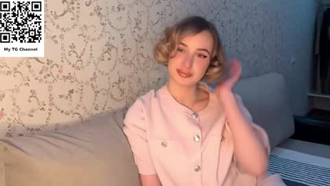 Snapshot of juliahupman chatting on 05.01.26 Kate online show from 05.01.26