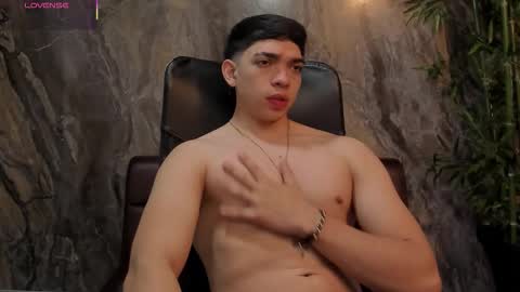 JULIAN  online show from 03.11.26