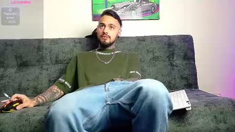 Snapshot of julian_tattoo chatting on 07.07.26 Julian independent model online show from 07.07.26