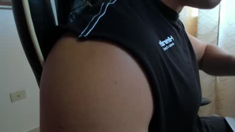 julian_wallace online show from 02.10.26