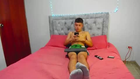 julian online show from 03.05.26