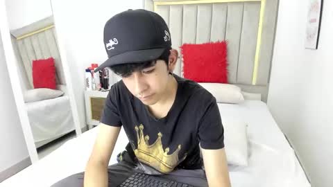 Snapshot of julian_xp chatting on 01.09.26 Julian online show from 01.09.26