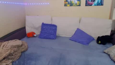 Jul online show from 02.25.25