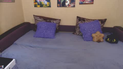 Jul online show from 04.18.26