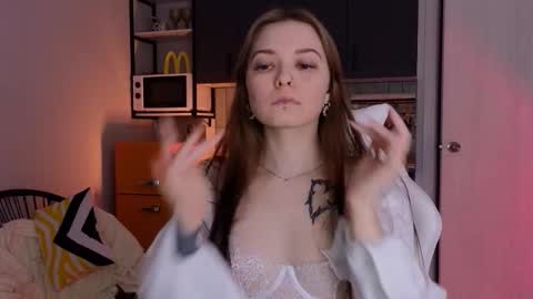 Snapshot of julidropp chatting on 12.01.25 julidropp online show from 12.01.25