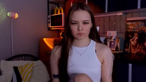 Snapshot of julidropp chatting on 12.20.25 julidropp online show from 12.20.25