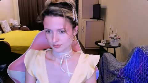 Julie online show from 03.03.26