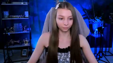 Snapshot of juliedaniel chatting on 06.18.26 juliedaniel online show from 06.18.26