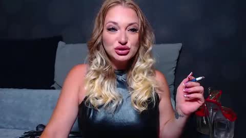 julia online show from 08.10.26