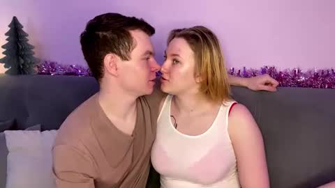 Julie and Thomas online show from 12.19.25