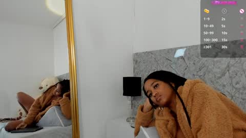 Juli online show from 12.16.24