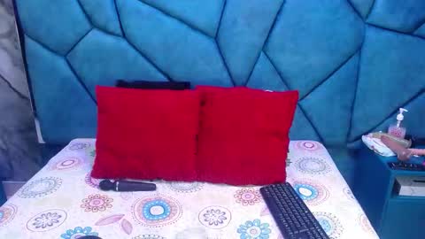 Julieta online show from 03.22.26