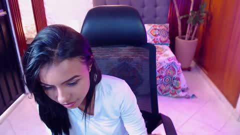 julieta_fn online show from 02.21.25