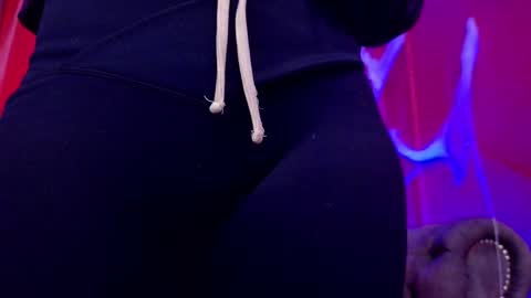  Julieta  online show from 10.16.25