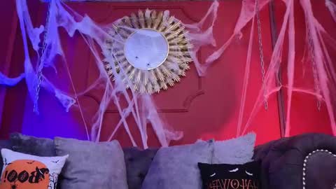  Julieta  online show from 10.29.25