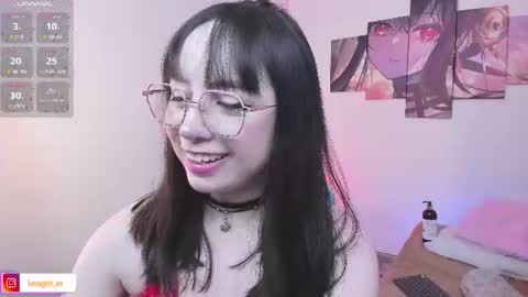 Snapshot of julieta_shelby chatting on 07.17.26 Julieta Independent model online show from 07.17.26