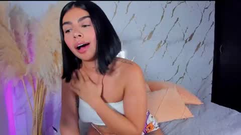Snapshot of julietagames69 chatting on 07.15.26 Julieth Gomez online show from 07.15.26