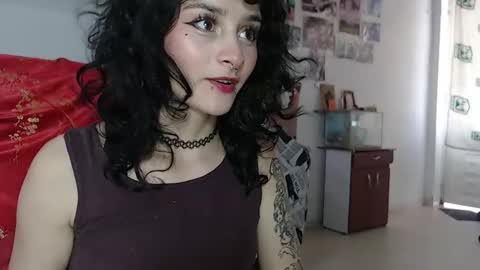 Julieta Jaguar online show from 12.14.24