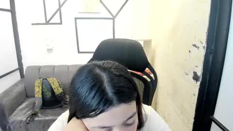 Snapshot of julietakane chatting on 09.11.25 julietakane online show from 09.11.25