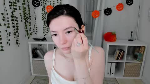 Snapshot of julietaromaniss chatting on 10.31.25 Julieta or Jully online show from 10.31.25