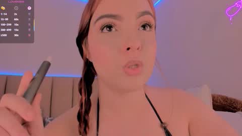 Snapshot of julietavargas chatting on 05.18.26 Julieta Vargas online show from 05.18.26