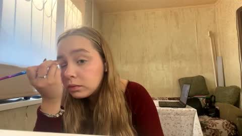 Mia online show from 11.02.25