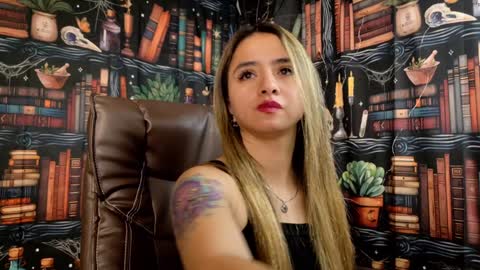 Julietta Jackson online show from 01.31.25