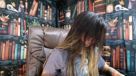 Julietta Jackson online show from 04.02.26