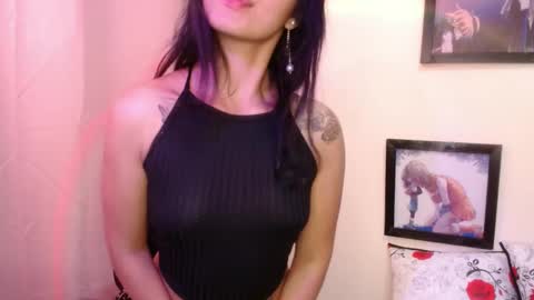 Juliieth Miller online show from 03.06.25