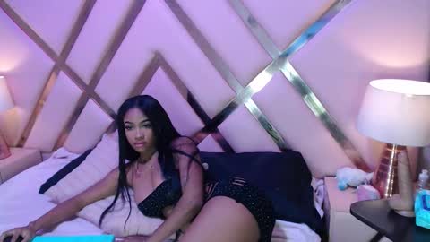 Snapshot of julitpink chatting on 11.09.25 julitpink online show from 11.09.25