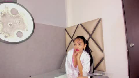 Snapshot of julitraviesa chatting on 04.10.26 julitraviesa online show from 04.10.26