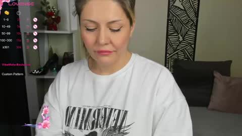 Jully online show from 12.09.24