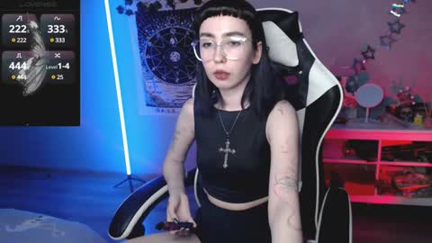 Baroness Von Cringe online show from 01.25.25