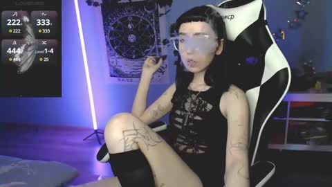 Baroness Von Cringe online show from 02.10.25