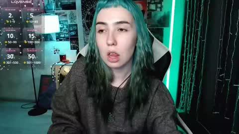 Snapshot of julscinamon chatting on 02.22.26 Baroness Von Cringe online show from 02.22.26