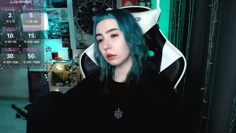 Snapshot of julscinamon chatting on 03.07.26 Baroness Von Cringe online show from 03.07.26