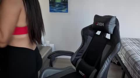 julyclb online show from 01.15.26