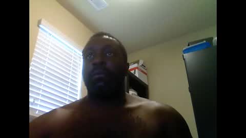 Snapshot of junbug8812 chatting on 12.04.25 junbug8812 online show from 12.04.25