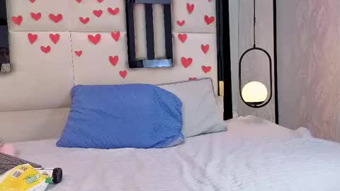 junecollins online show from 02.14.26