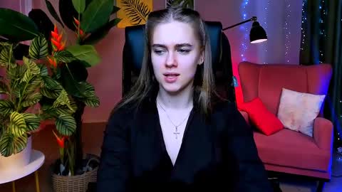 junewoods online show from 03.28.26