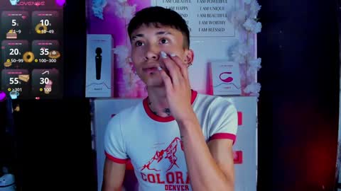 Snapshot of juniior0_0 chatting on 02.07.25 Junior online show from 02.07.25