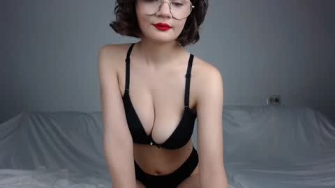 JunneWers online show from 01.17.25