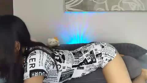 junovaughn online show from 12.19.25