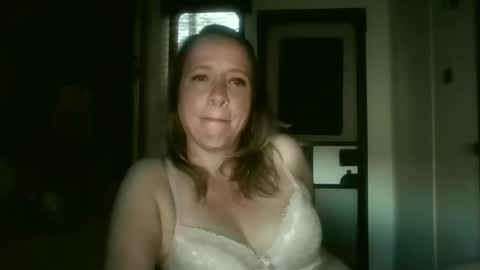 Snapshot of jussnobodybutme chatting on 04.13.26 CamperGirl online show from 04.13.26