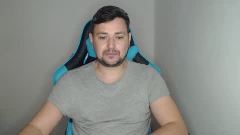 Snapshot of just_a_nice_guy_27 chatting on 01.20.25 Alex online show from 01.20.25