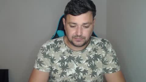 Snapshot of just_a_nice_guy_27 chatting on 10.16.25 Alex online show from 10.16.25