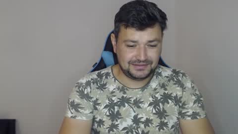 Snapshot of just_a_nice_guy_27 chatting on 10.30.25 Alex online show from 10.30.25