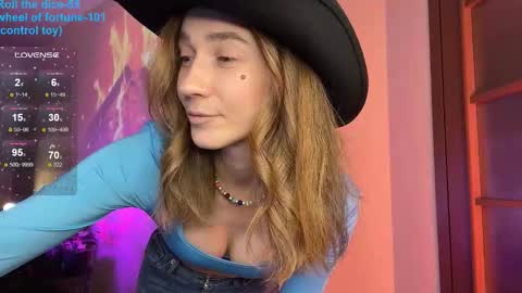 Snapshot of just_call_me_jess chatting on 11.18.25 Jessica I will be here on Tuesday November 26th online show from 11.18.25