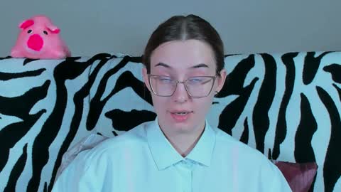 Snapshot of just_fucked chatting on 03.06.25 Nika and Mark online show from 03.06.25