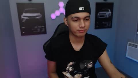 Snapshot of justagamerxxx chatting on 09.29.25 Rhys online show from 09.29.25